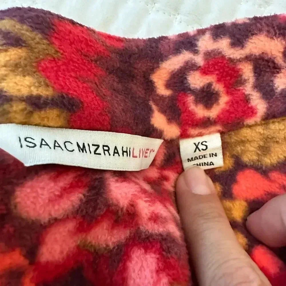 Gorgeous fleece floral jacket - Picture 9 of 13